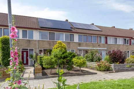 Tussenwoning te koop: Lijsterbeslaan 9, Winschoten-Bomenbuurt Winschoten