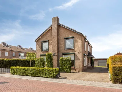 Vrijstaande woning te koop: Lijsterbesstraat 18, Opheusden Opheusden