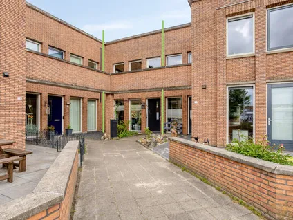 Tussenwoning te koop: Lijsterhof 29, Derde woonwijk Zeewolde