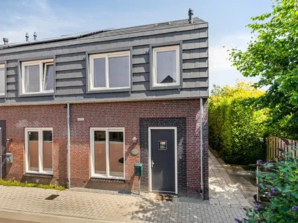 Hoekwoning te koop: Lijsterhof 7, Overasselt Overasselt