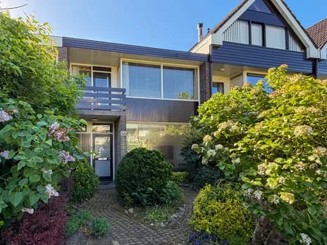 Tussenwoning te koop: Lijsterlaan 36, Ooster Eng-Noord Bussum