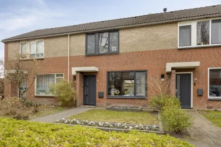 Tussenwoning te koop: Lijsterlaan 82, Beilen