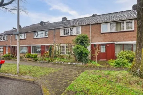Tussenwoning te koop: Lijsterstraat 101, Deppenbroek Enschede