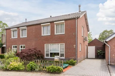 Twee-onder-één-kap te koop: Lijsterstraat 2, Hapert Zuid-West Hapert