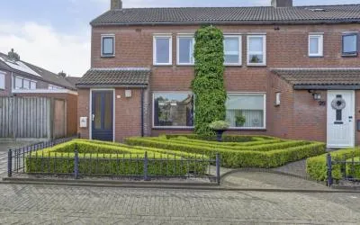 Hoekwoning te koop: Lijsterstraat 23, Zundert Zundert