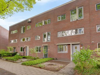 Tussenwoning te koop: Lijsterstraat 232, Mekkelholt Enschede