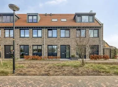 Tussenwoning te koop: Lijsterstraat 4, Heerhugowaard