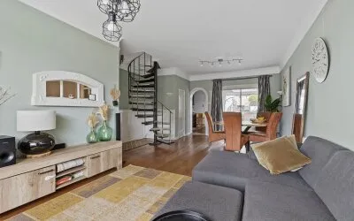 Tussenwoning te koop: Lijsterweg 56, Kleine Driftbuurt Hilversum