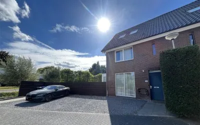 Twee-onder-één-kap te koop: Lilian Ngoyiweg 160, 's-Gravenland Rotterdam