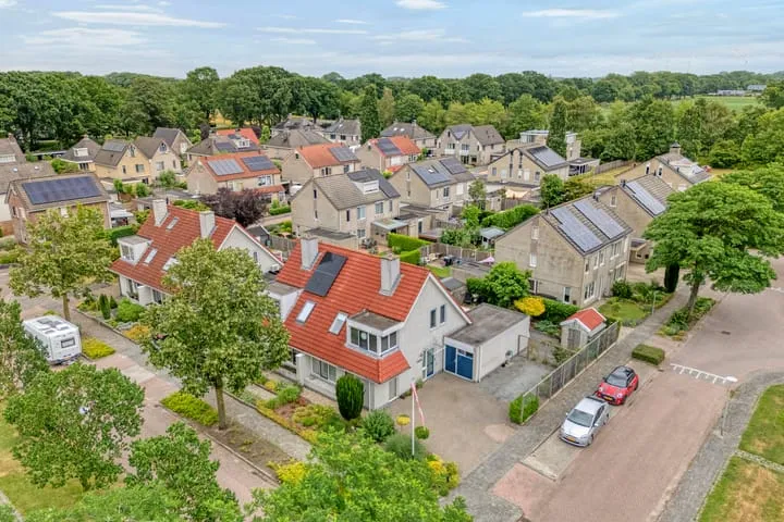 Twee-onder-één-kap te koop: Linde 2, De Heege Coevorden