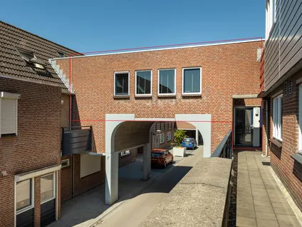 Terraced house for sale: Lindebaan 44, Centrum Bergen Op Zoom