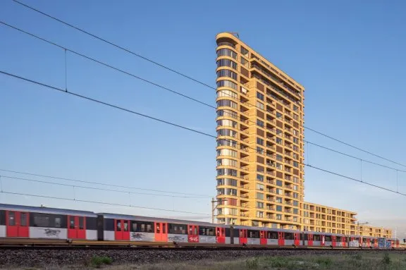 Appartement te huur: Lindenhoeveweg 73, Amsterdam