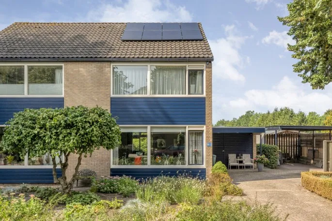 Twee-onder-één-kap te koop: Lindenlaan 20, Geesbrug