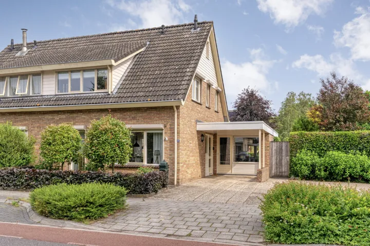 Semi-detached for sale: Lindenlaan 20, Vroomshoop-West Vroomshoop