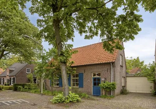 Vrijstaande woning te koop: Lindenlaan 27, Oirschot-Centrum Oirschot