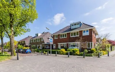 Twee-onder-één-kap te koop: Lindenlaan 49, Oud Zaandijk Zaandijk