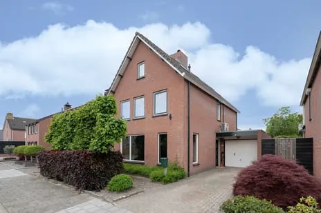 Vrijstaande woning te koop: Lindenplantsoen 50, Bosschenhoofd Bosschenhoofd