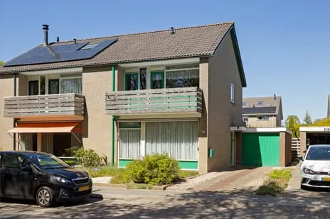 Twee-onder-één-kap te koop: Lindensteinlaan 103, Rodenburg en omgeving Leek