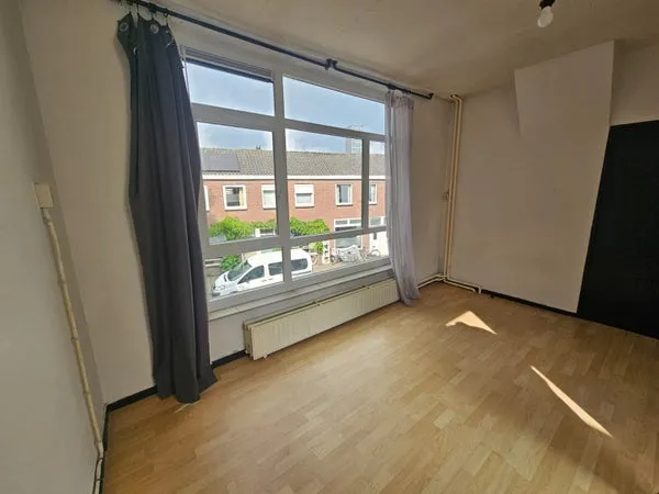 Woning te huur: Lindenstraat, Bomenbuurt Midden Tilburg