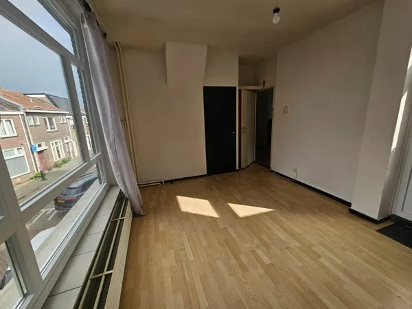 Room for rent: Lindenstraat, Bomenbuurt Midden Tilburg
