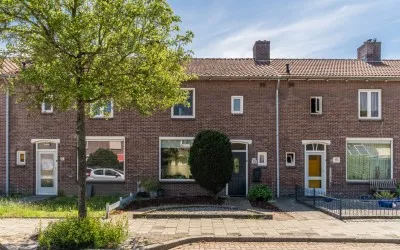 Tussenwoning te koop: Lindestraat 72, Turfberg-Noord Valkenswaard