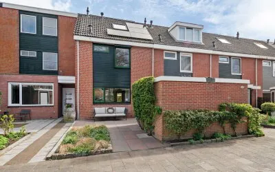 Tussenwoning te koop: Lindholm 117, Hoofddorp Bornholm Oost Hoofddorp