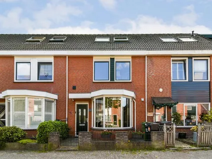 Tussenwoning te koop: Lindholm 182, Hoofddorp Bornholm Oost Hoofddorp