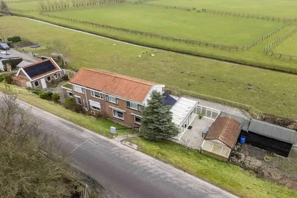 Twee-onder-één-kap te koop: Lindtsedijk 23, Heerjansdam