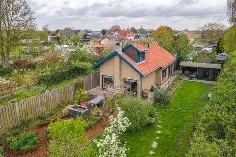Vrijstaande woning te koop: Lingedijk 127, Verspreide huizen Oostzijde Geldermalsen