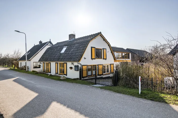 Vrijstaande woning te koop: Lingedijk 151, Verspreide huizen Oostzijde Geldermalsen