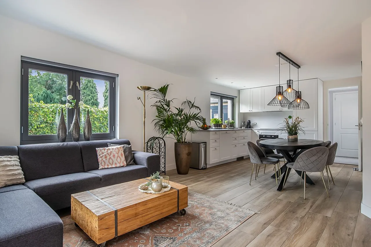 Vrijstaande woning te huur: Lingenskamp 17A, Laren (Nh)