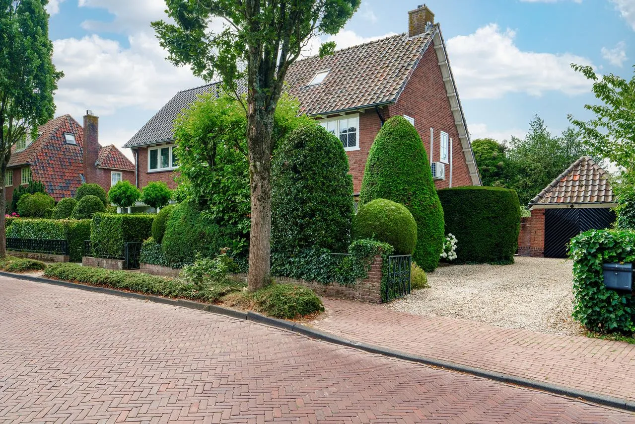 Twee-onder-één-kap te koop: Lingenskamp 4, Laren