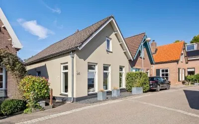 Hoekwoning te koop: Lingsesdijk 26, Wijdschild Gorinchem