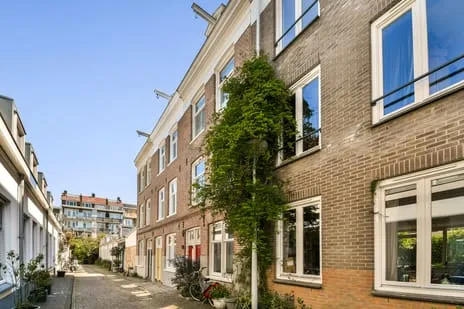 Tussenwoning te koop: Linnaeusdwarsstraat 22, Linnaeusparkbuurt Amsterdam