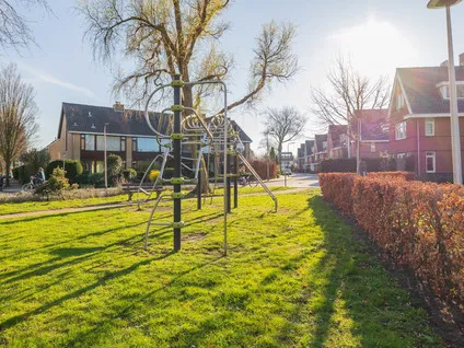 Tussenwoning te koop: Linnaeuslaan 28, Everlasting Voorhout