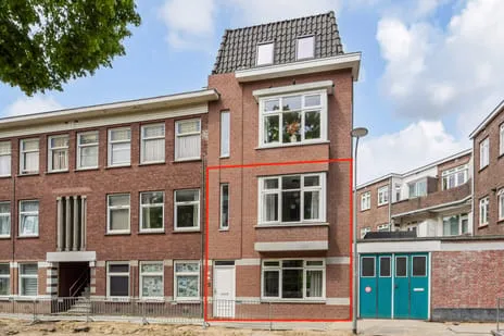 Appartement te koop: Linnaeusstraat 1, Laakkwartier-Oost 'S-Gravenhage