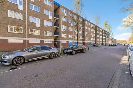 Appartement te koop: Linnaeusstraat 212, Poelenburg Zuid Zaandam