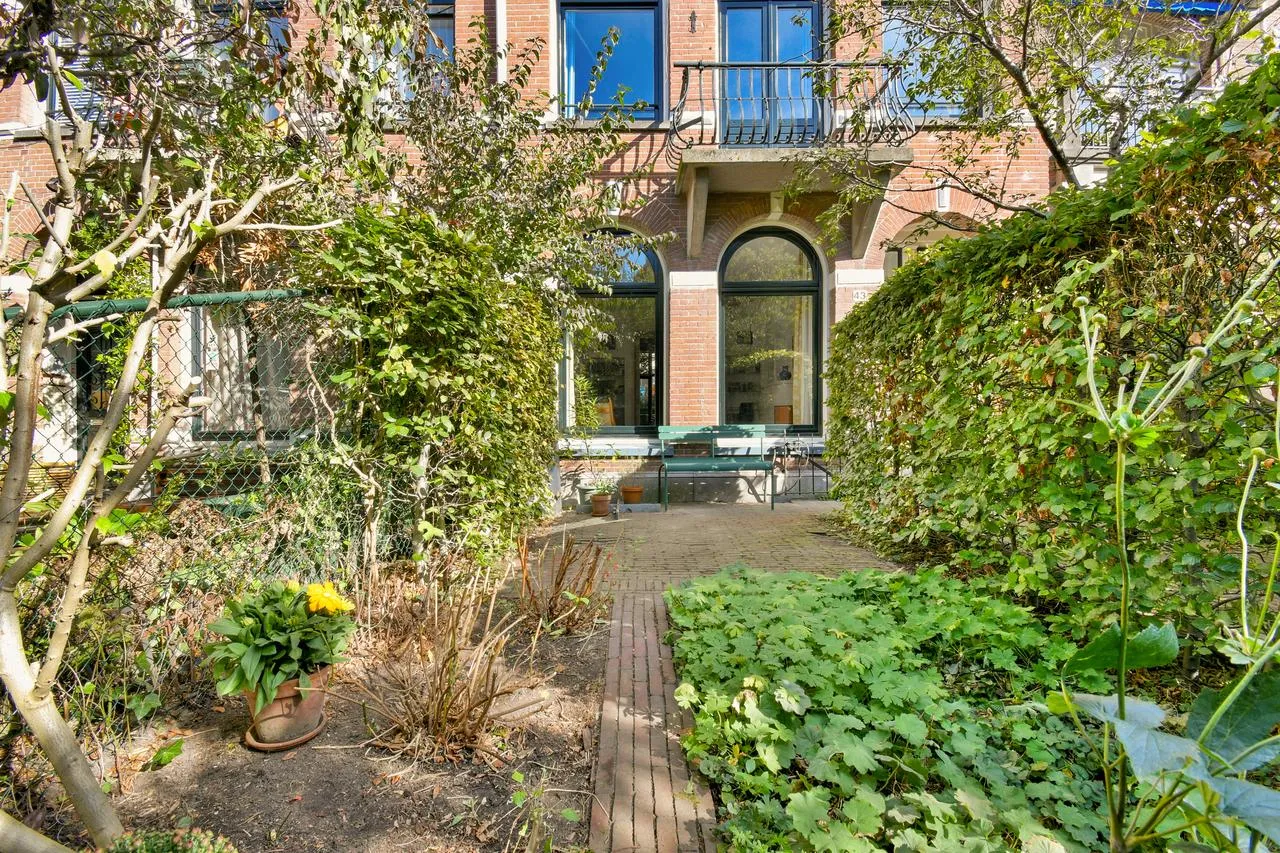 Appartement te koop: Linnaeusstraat 43H, Amsterdam