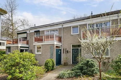 Tussenwoning te koop: Linnaeusweg 64, Bloemenbuurt Venlo