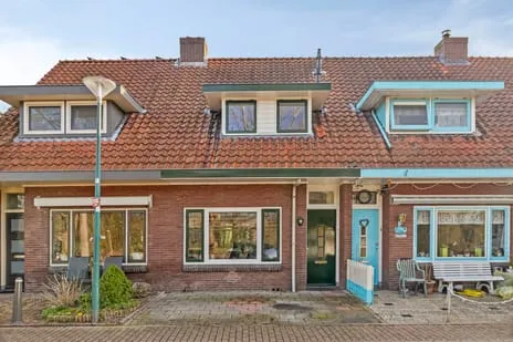 Tussenwoning te koop: Linschoterweg 21, Woerden
