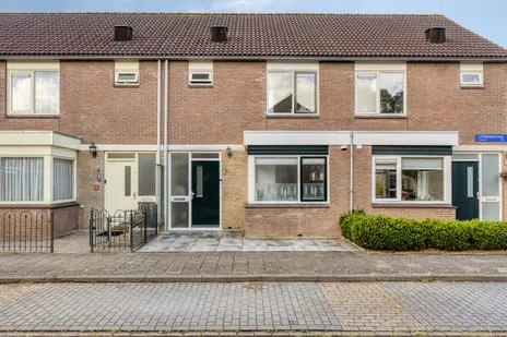 Tussenwoning te koop: Lintgrasstraat 53, Kruidenwijk Noord- midden Almere