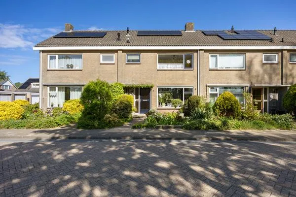 Tussenwoning te koop: Linthorst Homanstraat 38, Franeker Schalsumerplan en Arkens Franeker