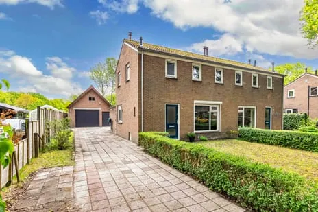 Twee-onder-één-kap te koop: Linthorst Homanstraat 40, Wilhelminaoord Wilhelminaoord