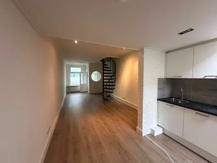 Tussenwoning te huur: Lipperkerkstraat 368, Velve-Lindenhof Enschede
