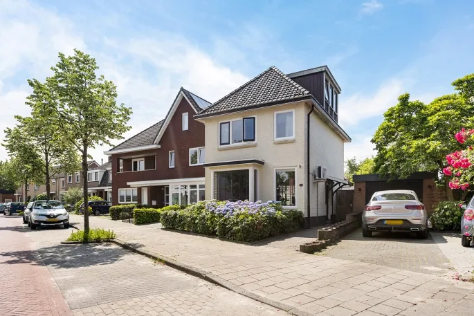 Vrijstaande woning te koop: Lipperkerkstraat 418, Velve-Lindenhof Enschede