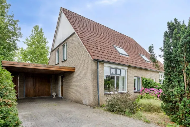 Twee-onder-één-kap te koop: Lisdodde 108, Parklaan west Nieuw-Buinen