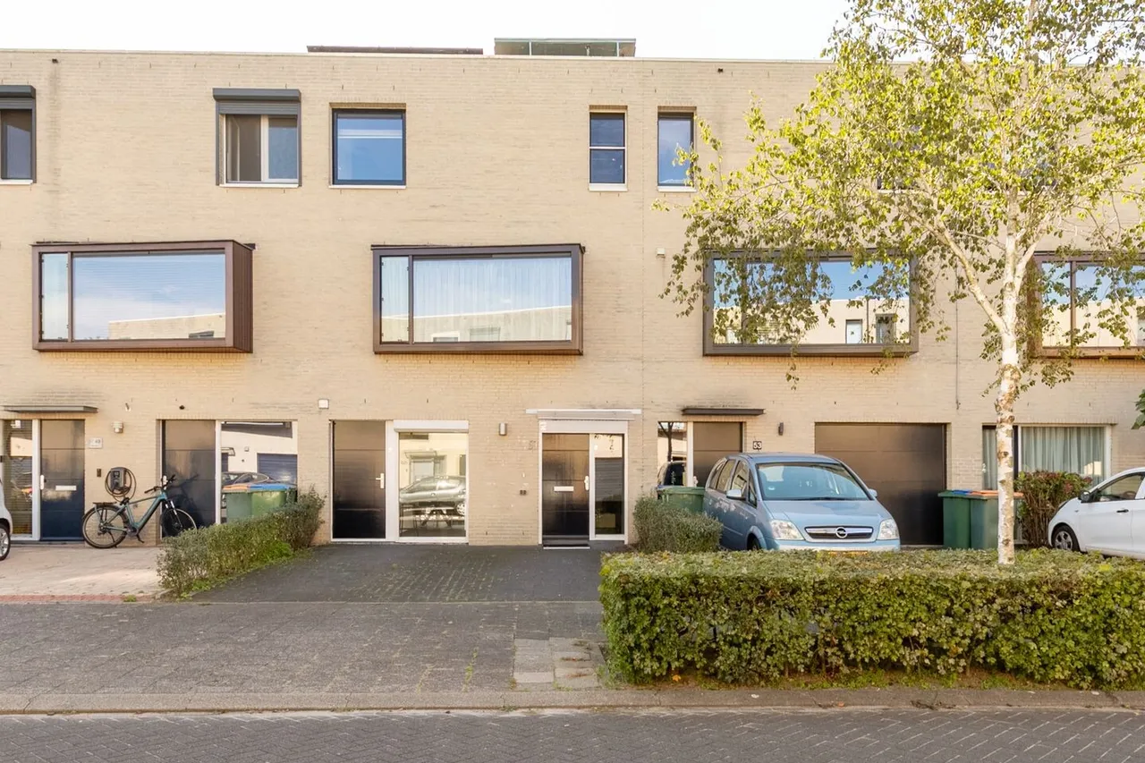 Tussenwoning te koop: Lisdodde 51, Breda