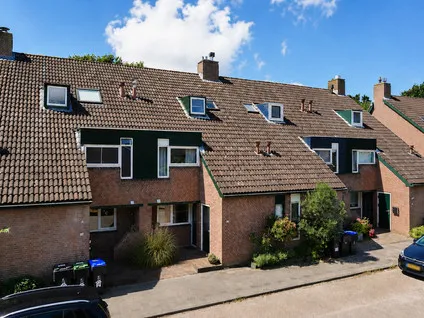 Terraced house for sale: Lisdoddekreek 34, Voorhof Leiderdorp