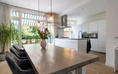 Tussenwoning te koop: Lisplein 21, Liskwartier Rotterdam