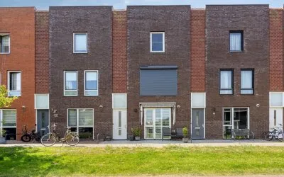 Tussenwoning te koop: Lissabonhaven 11, Europa Purmerend